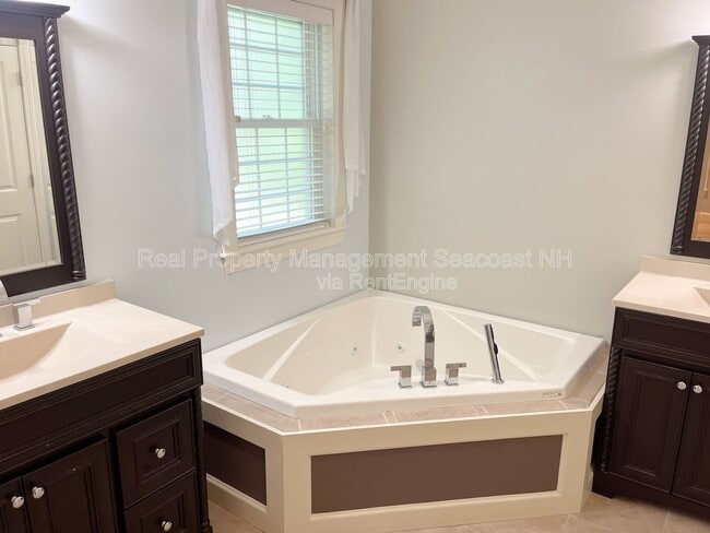 Building Photo - 37 French Cross Rd