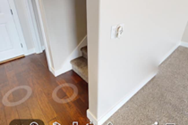 Building Photo - Female Housing Available in Saratoga Springs - Regular Room & Basement Suite!