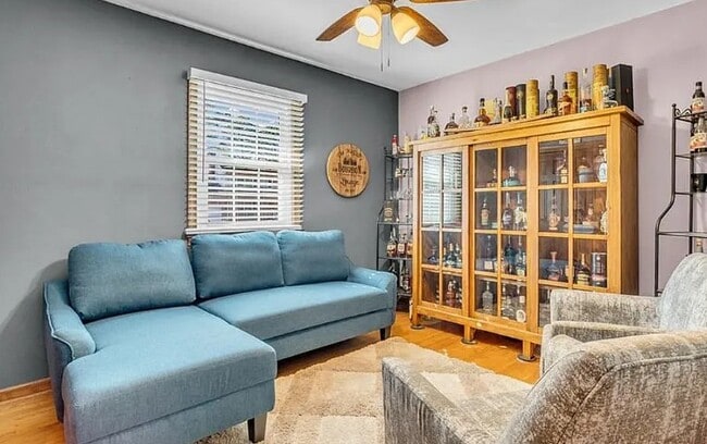 Building Photo - 561 Summit Ridge Dr