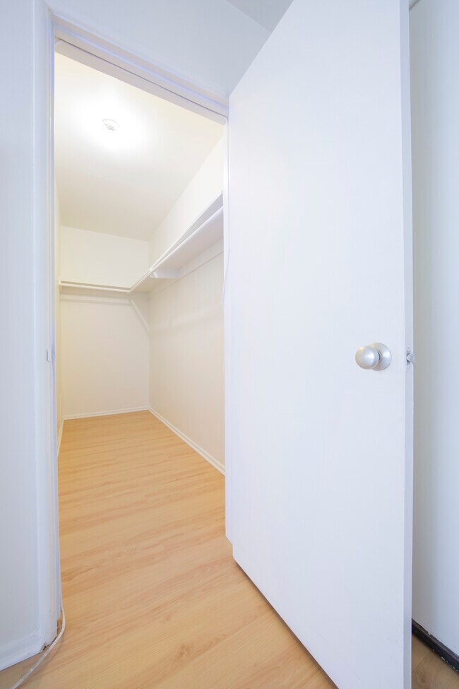 Building Photo - 1243 Federal Ave