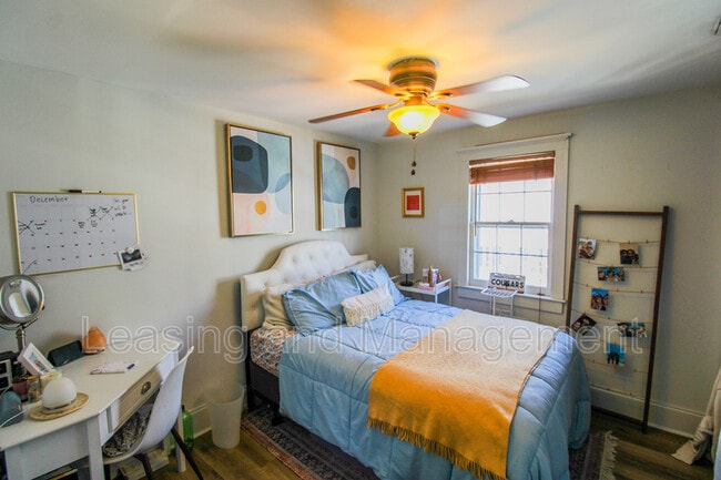 Building Photo - 5 Kracke St