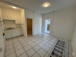 Building Photo - 2549 NE 190th St