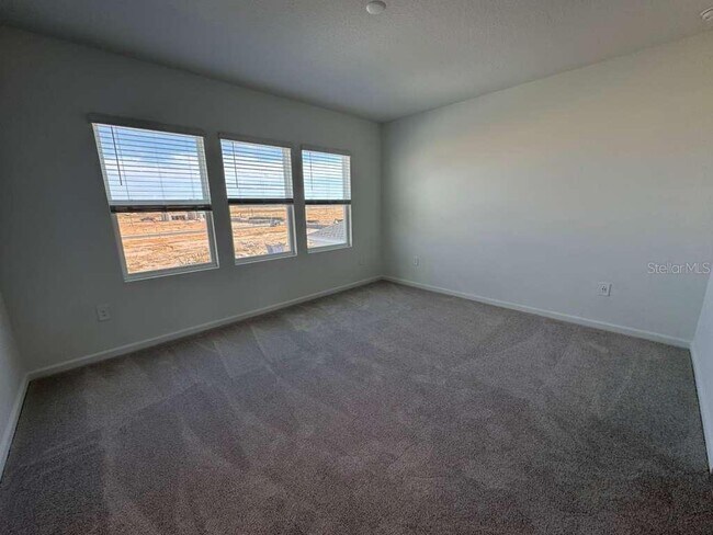 Building Photo - 6004 Zen Wy