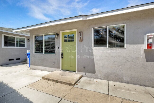 Building Photo - 2727 1/2 G Street