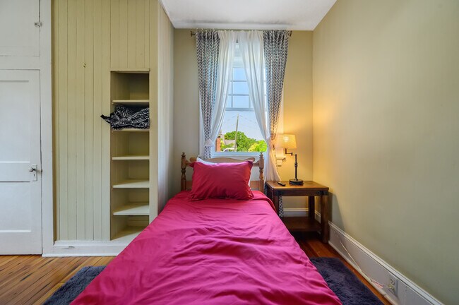 Downstairs twin bed - 1608 Fayetteville St