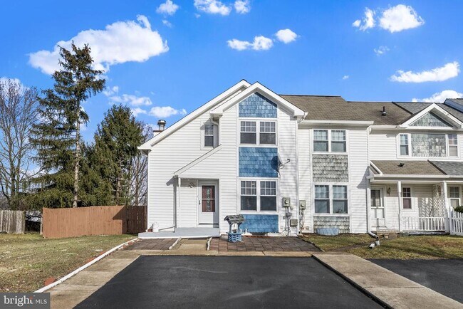 Building Photo - 2673 Jean Dr