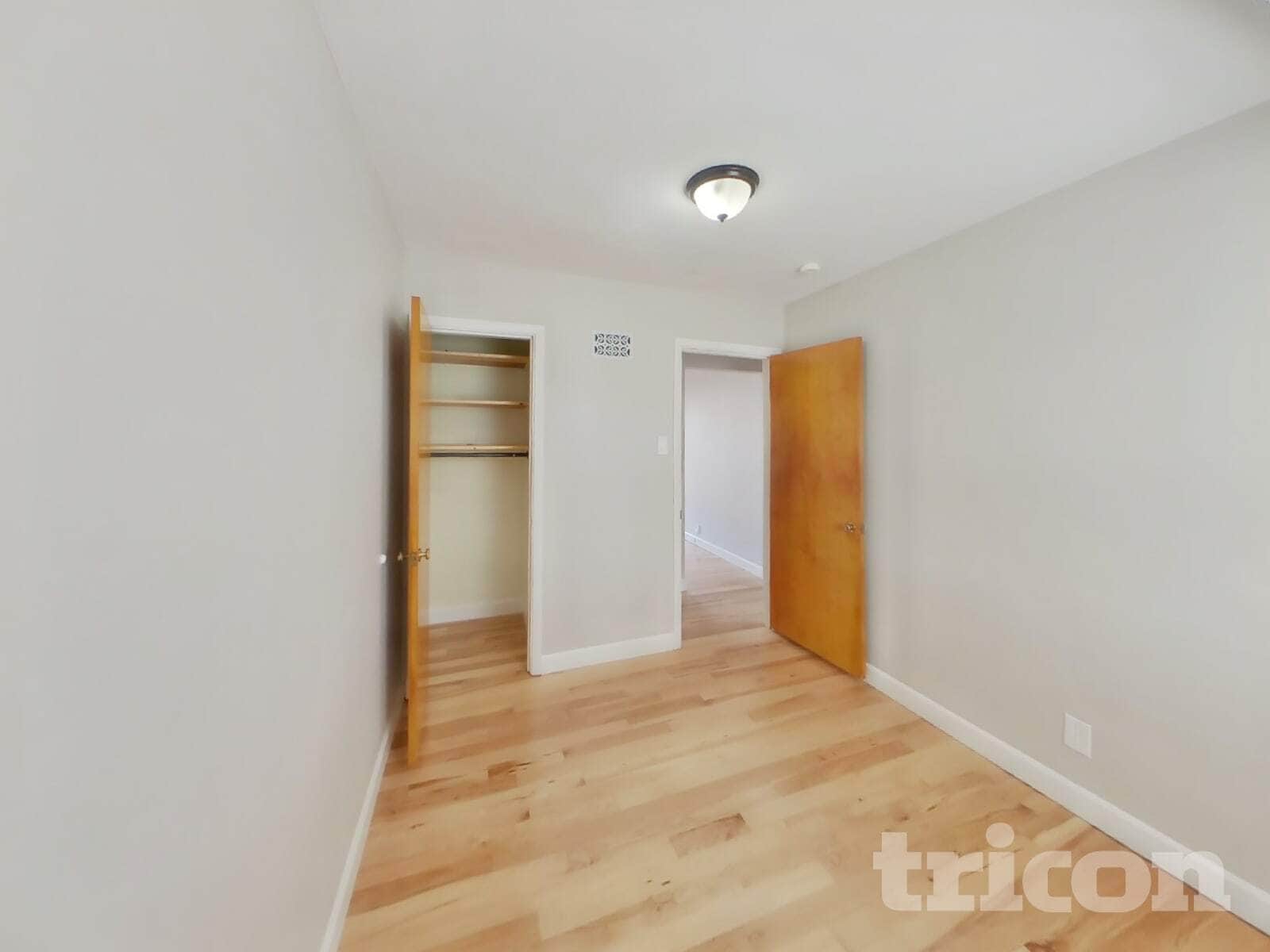 Building Photo - 10934 Vargas Dr