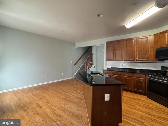 Building Photo - 11854 Skylark Rd