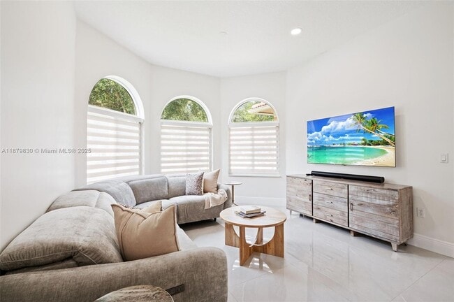 Building Photo - 3103 SW 140th Ave