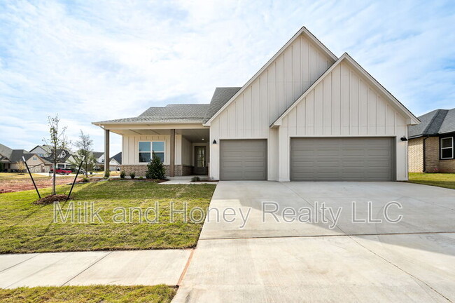 Building Photo - 9304 NW 146th St