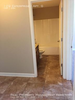 Building Photo - Hamilton Hills Apartment