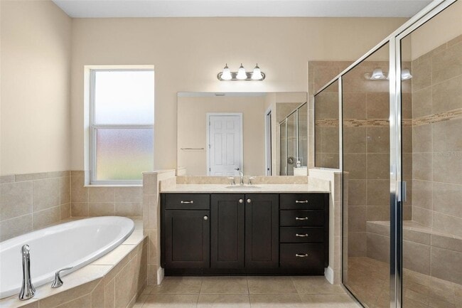 Building Photo - 1021 Kestrel Ct