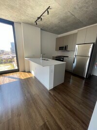 Building Photo - 1101 W Fulton Market