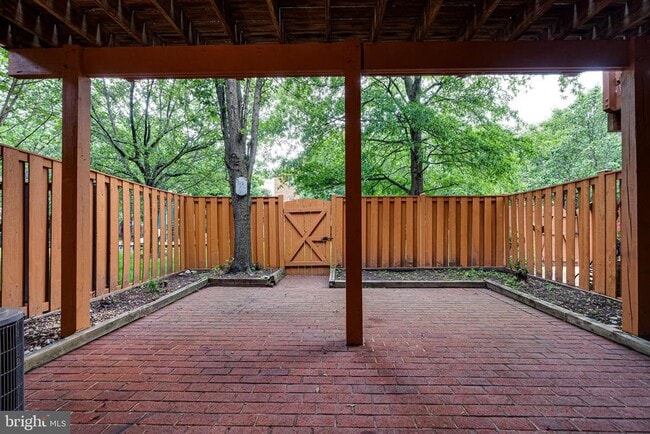 Building Photo - 6408 Gladys May Ln
