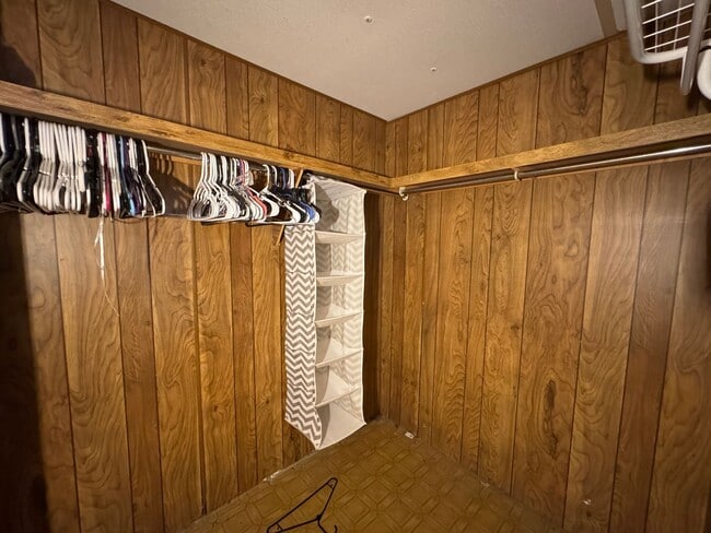 Building Photo - 5119 Mesa Dr