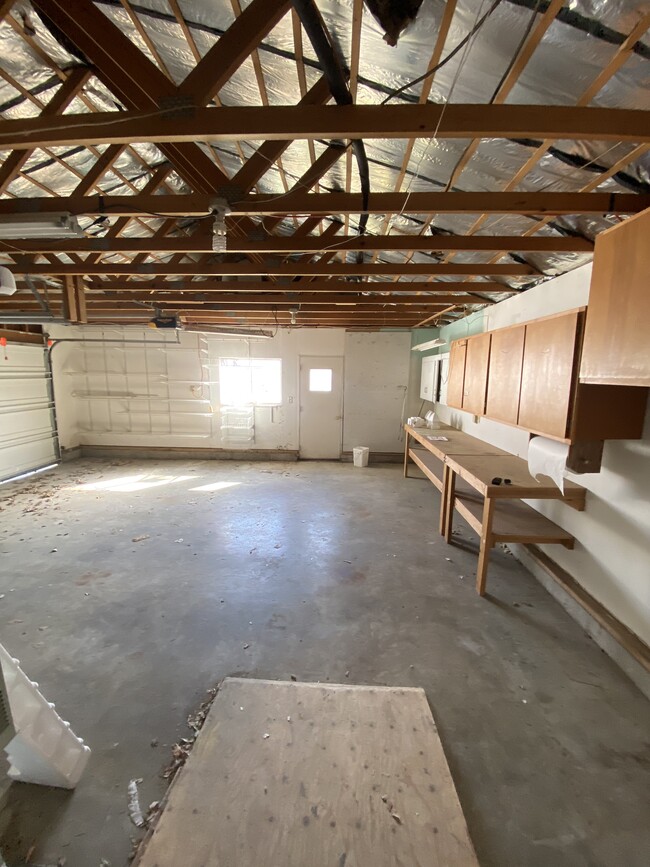 Garage - 330 S Reed St
