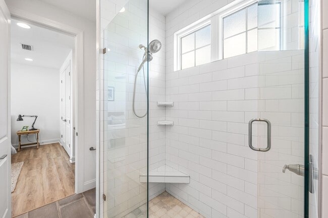 Building Photo - 229 Windrow Way