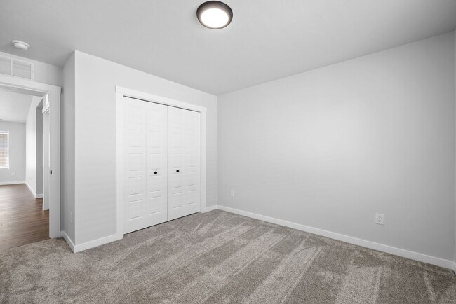 Building Photo - New Meridian Home with Vaulted Great Room and Extra Garage Space