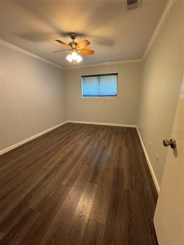 Building Photo - 6513 Sayle St