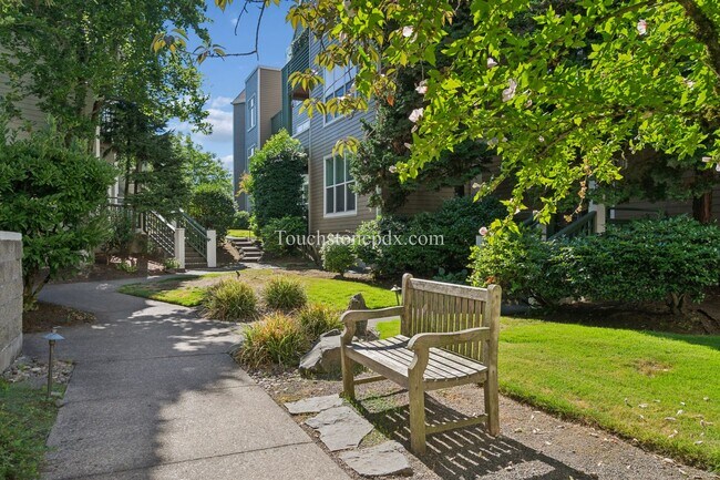 Building Photo - 1630 S Harbor Way