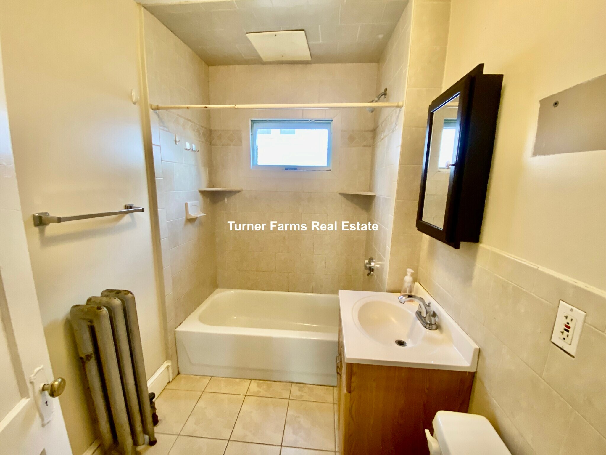 Building Photo - 89 Hillsdale Rd