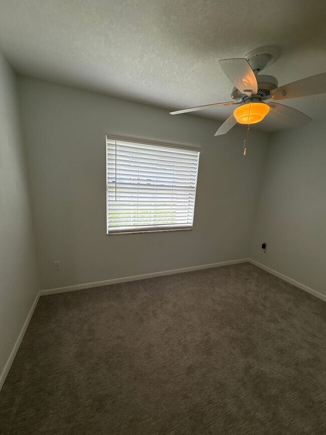 Building Photo - Beautiful 3 Beds 2 Baths home