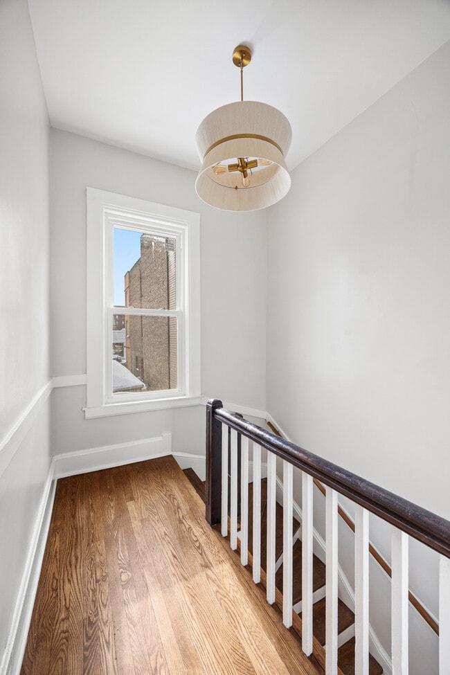 Building Photo - 3214 W Division St