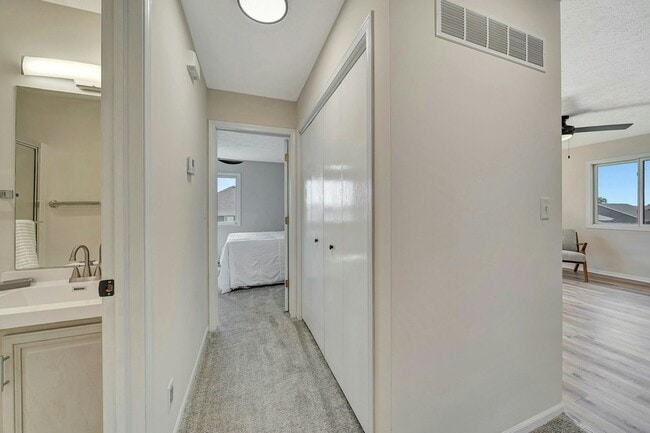 Building Photo - 5171 W Partridge Ln