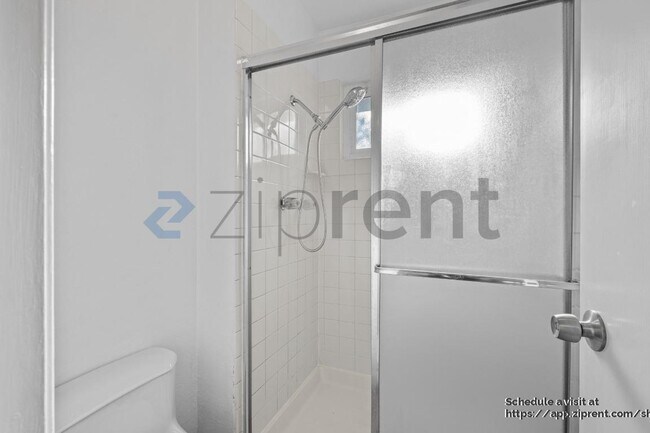 Building Photo - 133 Georgetown Ct