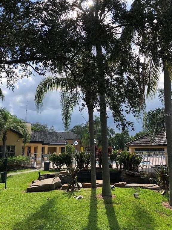 Building Photo - 4658 Commander Dr