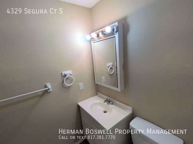 Building Photo - 4329 Segura Ct S