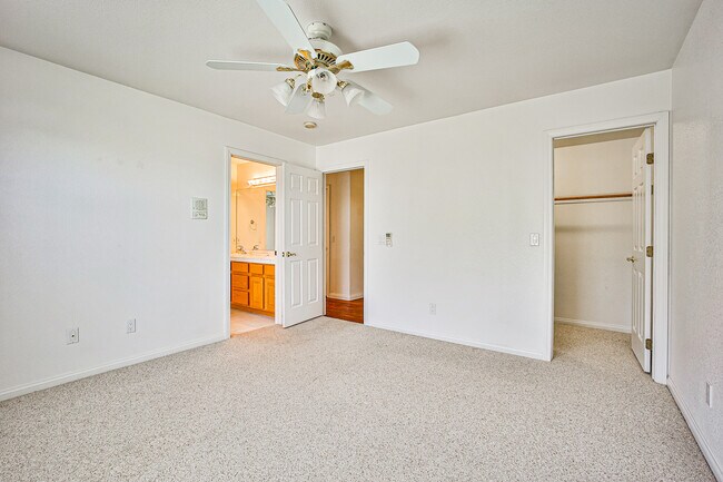 Building Photo - 6025 Egan Crest Dr