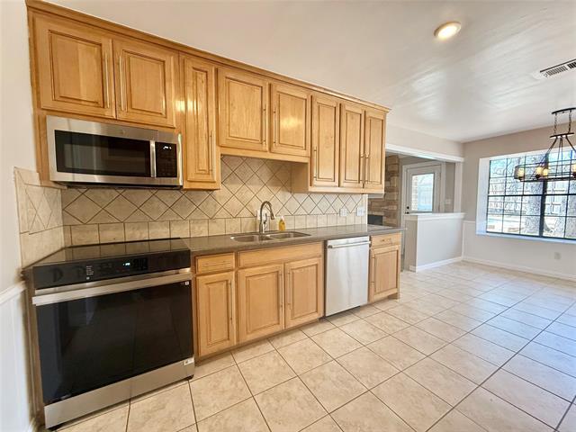 Building Photo - 4804 Fawn Valley Ct
