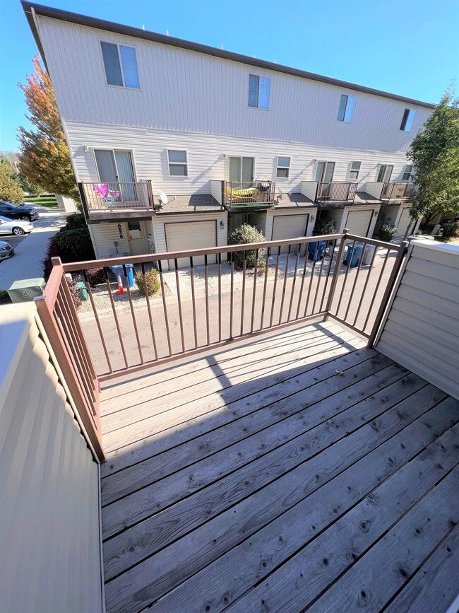 Building Photo - 8861 W Pine Valley Ln