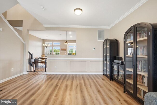 Building Photo - 15058 Danehurst Cir