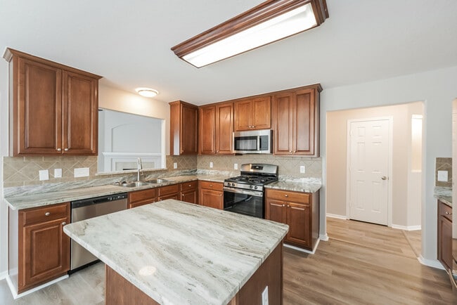 Building Photo - 14811 Forest Enclave Ln