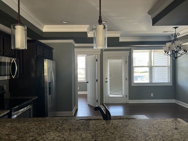 Building Photo - 235 Capstone Dr