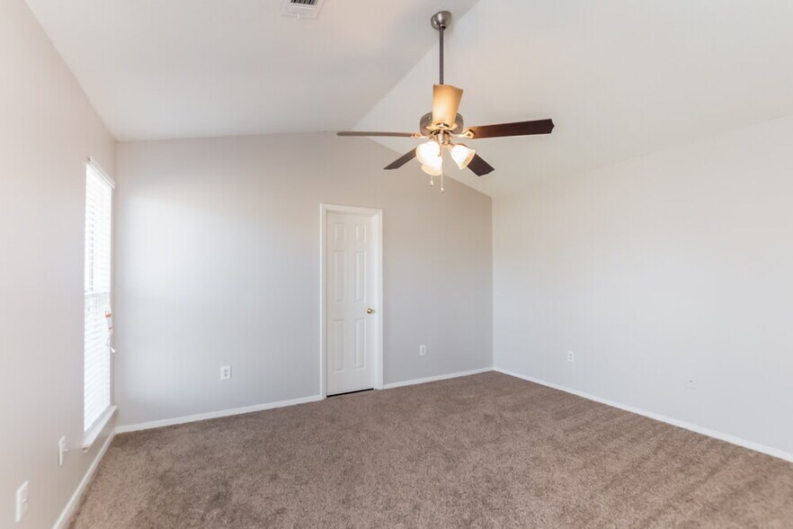Building Photo - 7409 Dunbarton Dr