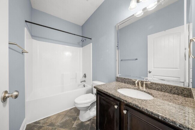 Building Photo - 282 Whispering Lake Dr