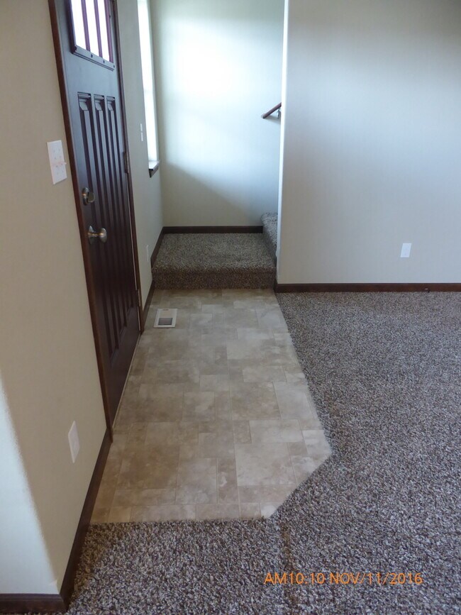 Building Photo - 3 Bed, 2.5 Bath in Post Falls, ID! Move-in...