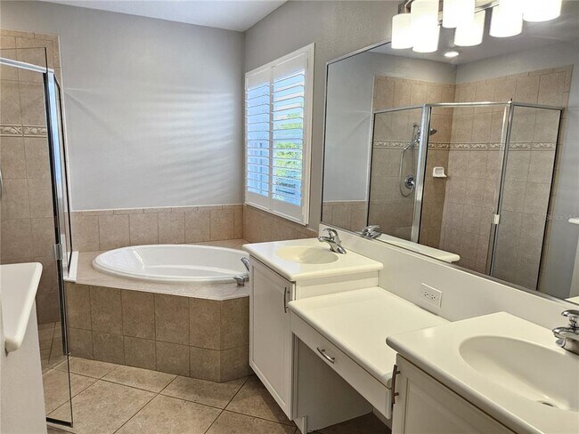 Building Photo - 2319 Caraway Dr