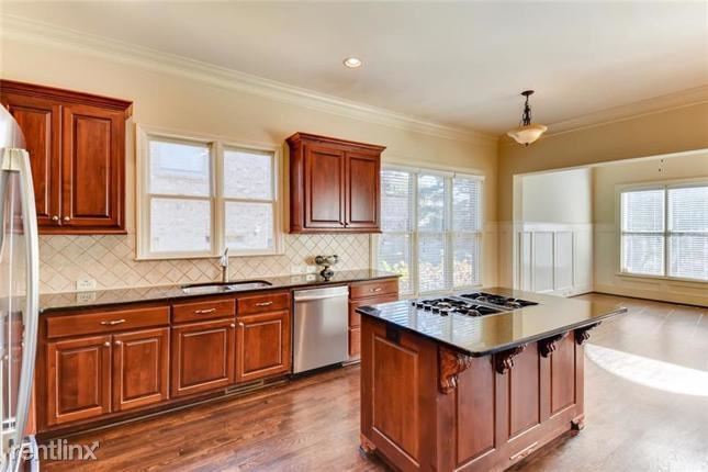 Building Photo - 5 br, 4 bath House - 1073 Lakebend Drive