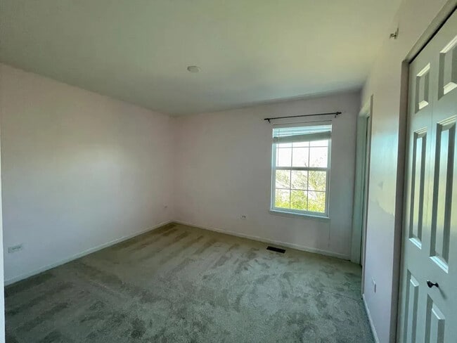Building Photo - 2915 Henley Ln