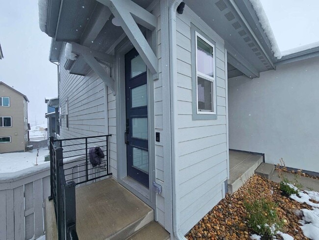 Building Photo - 12065 Amplify Cir