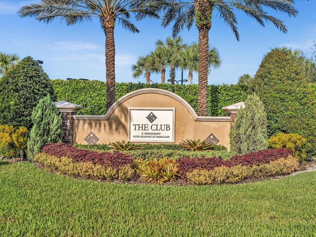 Building Photo - 8928 Bastille Cir E