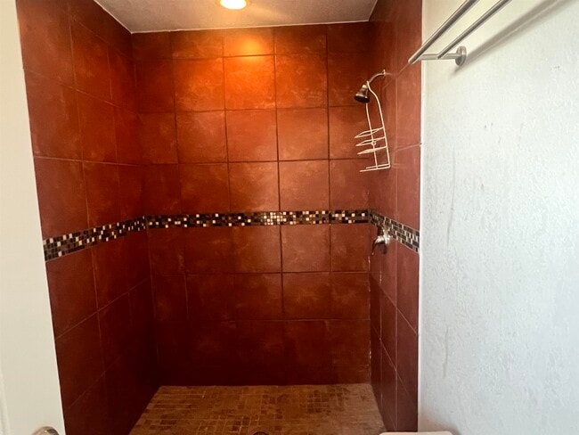 Building Photo - 312 Candlewood Rd