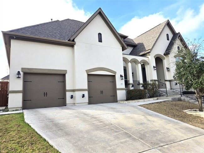 Building Photo - 2900 Zoysia Dr