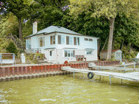 Building Photo - 42731 N Woodbine Ave