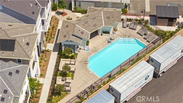 Building Photo - 1042 N Anaheim Blvd
