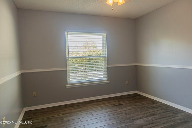 Building Photo - 1606 Castle Rock Ct